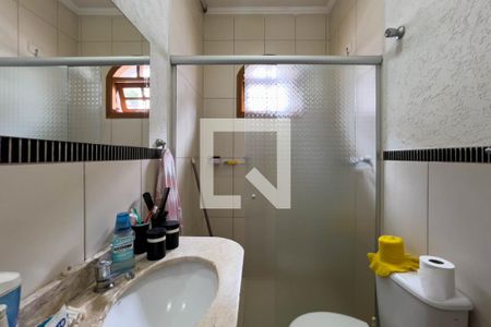 Casa à venda com 196m², 3 quartos e 2 vagasBanheiro do quarto 2