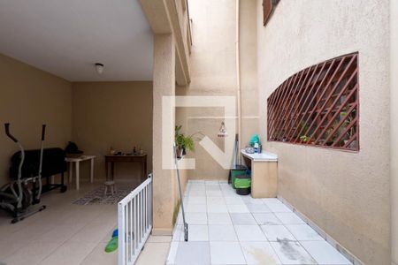 Casa à venda com 196m², 3 quartos e 2 vagasÁrea de Serviço