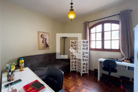 Casa à venda com 196m², 3 quartos e 2 vagasQuarto 3