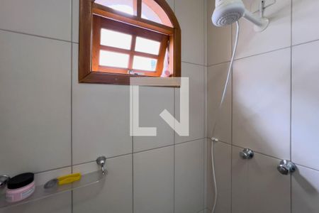 Casa à venda com 196m², 3 quartos e 2 vagasBanheiro do quarto 2