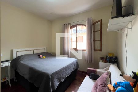 Casa à venda com 196m², 3 quartos e 2 vagasQuarto 2