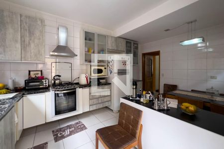 Casa à venda com 196m², 3 quartos e 2 vagasCozinha