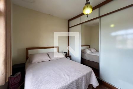 Casa à venda com 196m², 3 quartos e 2 vagasQuarto 1