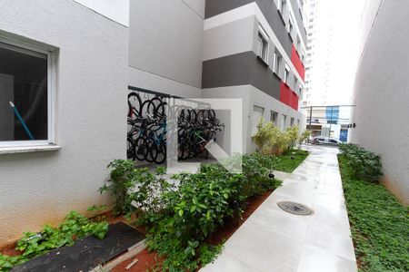 Apartamento à venda com 32m², 2 quartos e sem vagaÁrea comum