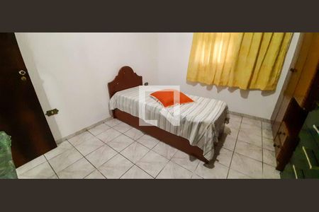 Casa à venda com 241m², 3 quartos e 2 vagasQuarto 1