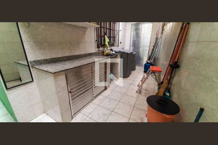 Casa à venda com 241m², 3 quartos e 2 vagasÁrea de Serviço