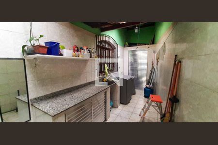 Casa à venda com 241m², 3 quartos e 2 vagasÁrea de Serviço