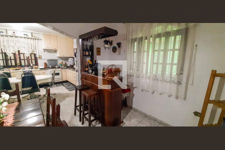 Casa à venda com 241m², 3 quartos e 2 vagasSala de Jantar