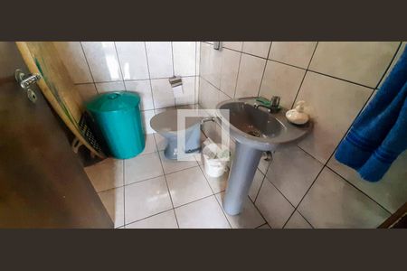 Casa à venda com 241m², 3 quartos e 2 vagasBanheiro do Espaço Gourmet