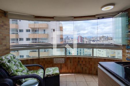 Apartamento para alugar com 120m², 2 quartos e 1 vagaSacada