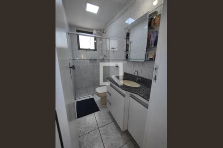 Apartamento à venda com 110m², 3 quartos e 1 vaga Apartamento à venda com 110m², 3 quartos e 1 vagaBanheiro do Quarto 1