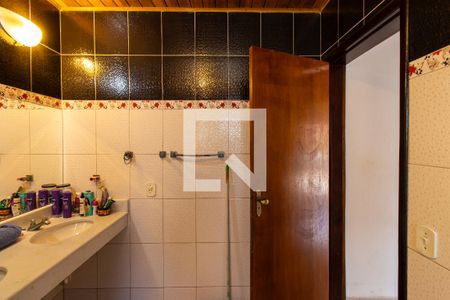 Casa para alugar com 420m², 5 quartos e 5 vagas Casa para alugar com 420m², 5 quartos e 5 vagasBanheiro da Suíte Master