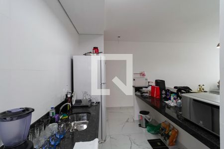 Apartamento à venda com 110m², 2 quartos e 2 vagasCozinha