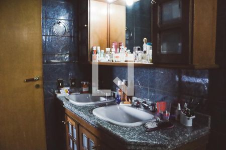 Apartamento para alugar com 519m², 5 quartos e 2 vagasBanheiro da Suíte 1