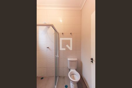 Casa de condomínio para alugar com 38m², 1 quarto e sem vagaBanheiro