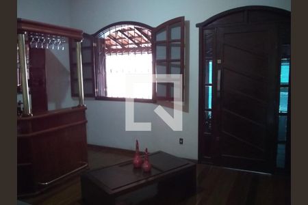 Quarto 3 de casa à venda com 3 quartos, 255m² em Industrial, Contagem