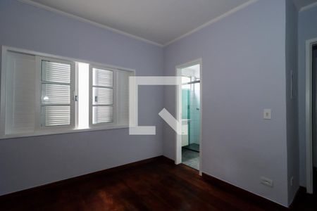 Suíte  de casa para alugar com 3 quartos, 152m² em Vila Ernesto, São Paulo