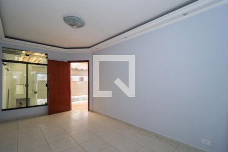 Sala de casa para alugar com 3 quartos, 152m² em Vila Ernesto, São Paulo