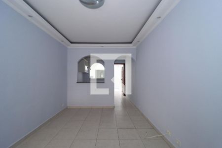 Sala de casa para alugar com 3 quartos, 152m² em Vila Ernesto, São Paulo