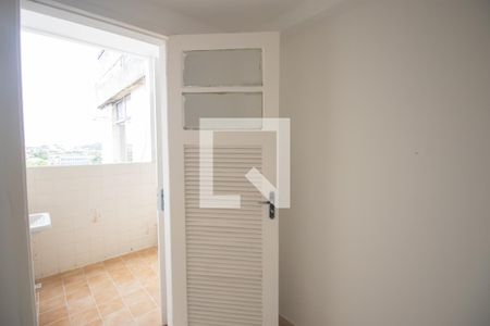 Apartamento para alugar com 80m², 2 quartos e 1 vaga Apartamento para alugar com 80m², 2 quartos e 1 vagaQuarto de Serviço