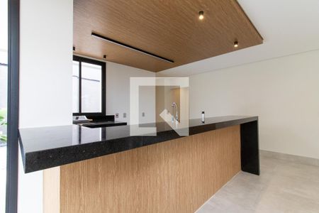 Casa de condomínio à venda com 275m², 3 quartos e 4 vagas Casa de condomínio à venda com 275m², 3 quartos e 4 vagasCozinha