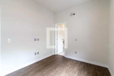 Casa de condomínio à venda com 275m², 3 quartos e 4 vagas Casa de condomínio à venda com 275m², 3 quartos e 4 vagasQuarto 3