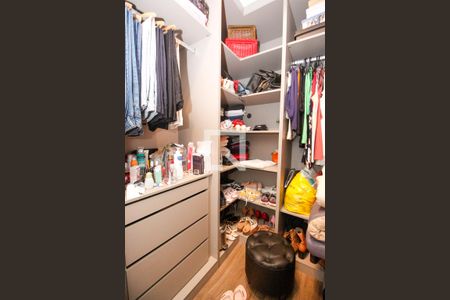 Apartamento à venda com 185m², 3 quartos e 2 vagasCloset da suíte 1