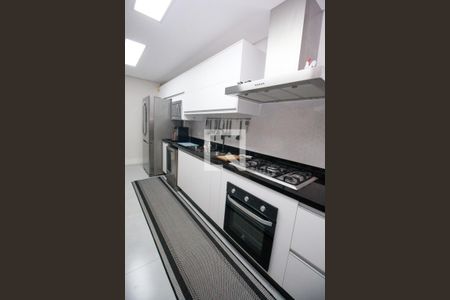 Apartamento à venda com 185m², 3 quartos e 2 vagasCozinha