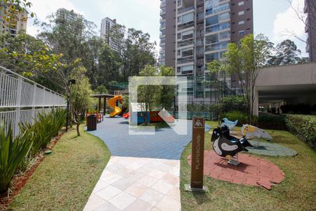 Apartamento à venda com 185m², 3 quartos e 2 vagasÁrea comum - Playground