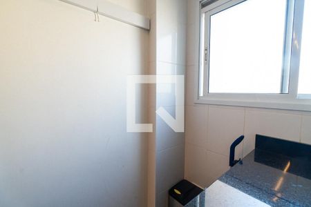 Apartamento à venda com 86m², 2 quartos e 1 vagaÁrea de Serviço