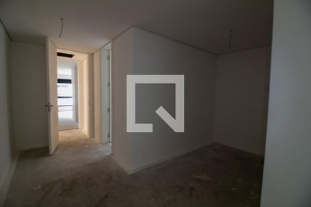 Casa à venda com 854m², 4 quartos e 6 vagasCloset da suíte 4