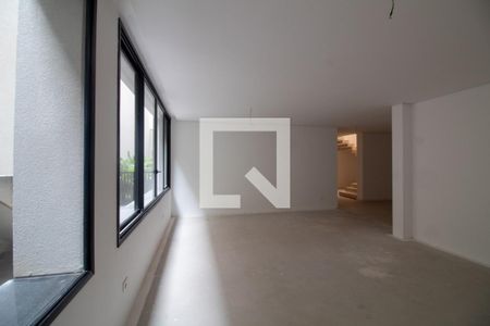 Casa à venda com 850m², 4 quartos e 6 vagasAcademia