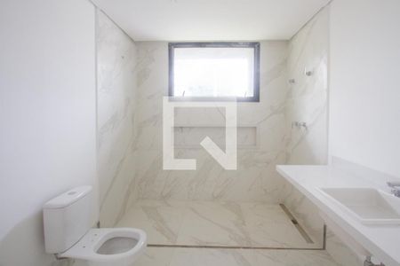 Casa à venda com 950m², 4 quartos e 6 vagasBanheiro Suíte 3