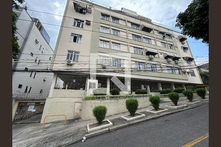 Apartamento para alugar com 75m², 3 quartos e sem vagaFachada + plaquinha