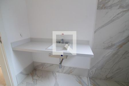 Casa à venda com 849m², 4 quartos e 6 vagasBanheiro da Suíte 1