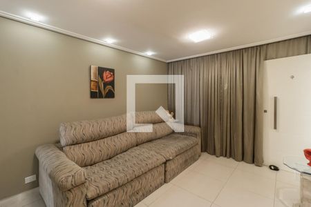 Sala de casa à venda com 3 quartos, 258m² em Vila Rio Branco, São Paulo