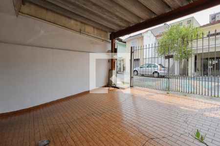 Casa à venda com 230m², 2 quartos e 1 vaga Casa à venda com 230m², 2 quartos e 1 vagaGaragem