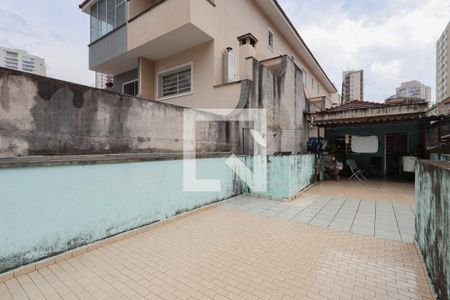 Casa à venda com 230m², 2 quartos e 1 vaga Casa à venda com 230m², 2 quartos e 1 vagaQuintal