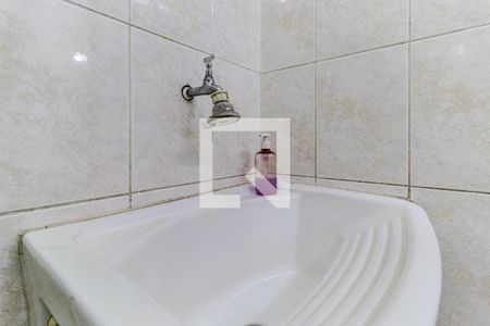 Apartamento à venda com 65m², 2 quartos e sem vagaBanheiro de Serviço