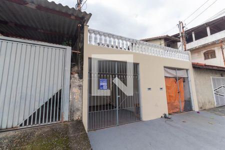 Casa para alugar com 50m², 1 quarto e 2 vagasFachada