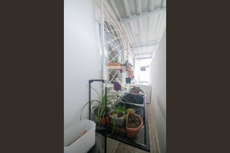 Casa à venda com 360m², 3 quartos e 3 vagas Casa à venda com 360m², 3 quartos e 3 vagasCozinha e Área de Serviço