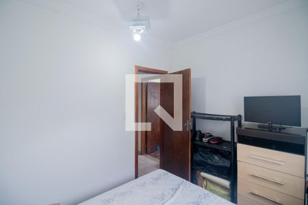 Casa à venda com 360m², 3 quartos e 3 vagas Casa à venda com 360m², 3 quartos e 3 vagasQuarto 2