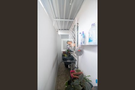 Casa à venda com 360m², 3 quartos e 3 vagas Casa à venda com 360m², 3 quartos e 3 vagasCozinha e Área de Serviço