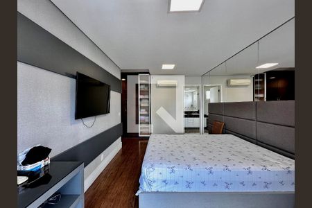 Apartamento à venda com 170m², 3 quartos e 3 vagasSuíte 1