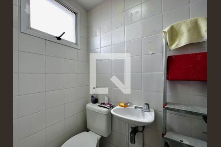 Apartamento à venda com 170m², 3 quartos e 3 vagasBanheiro de Serviço