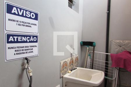 Lavanderia comunitária de apartamento para alugar com 1 quarto, 32m² em Jardim Ivana, São Paulo