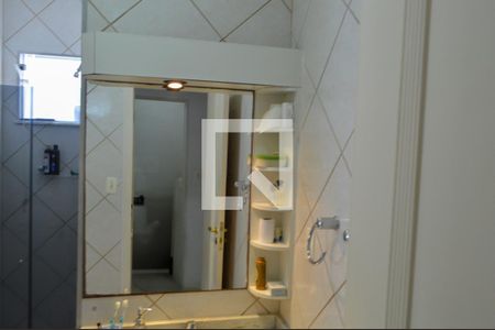 Casa de condomínio à venda com 210m², 4 quartos e 2 vagasBanheiro