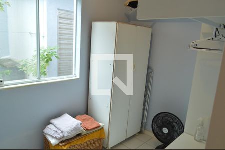 Casa de condomínio à venda com 210m², 4 quartos e 2 vagasQuarto de Serviço