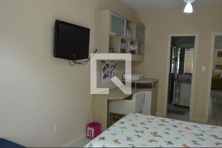 Casa de condomínio à venda com 210m², 4 quartos e 2 vagasSuíte 2