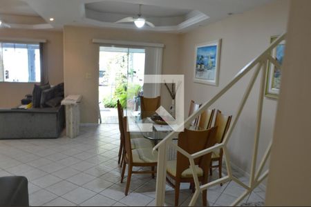 Sala de Jantar de casa de condomínio à venda com 4 quartos, 210m² em Jacarepaguá, Rio de Janeiro